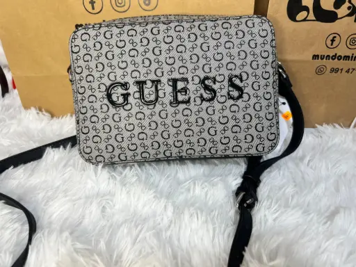 Crossbody Guess Plomo Monograma SV792612