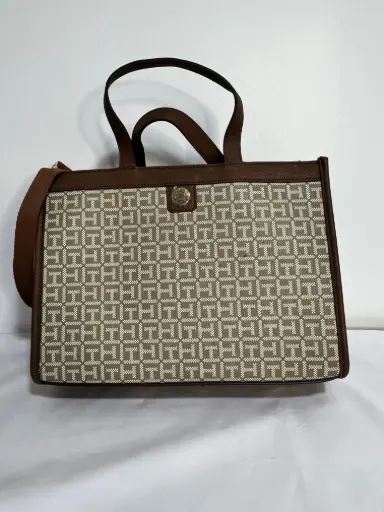 Cartera Tommy Hilfiger Monograma Beige 69JBI09